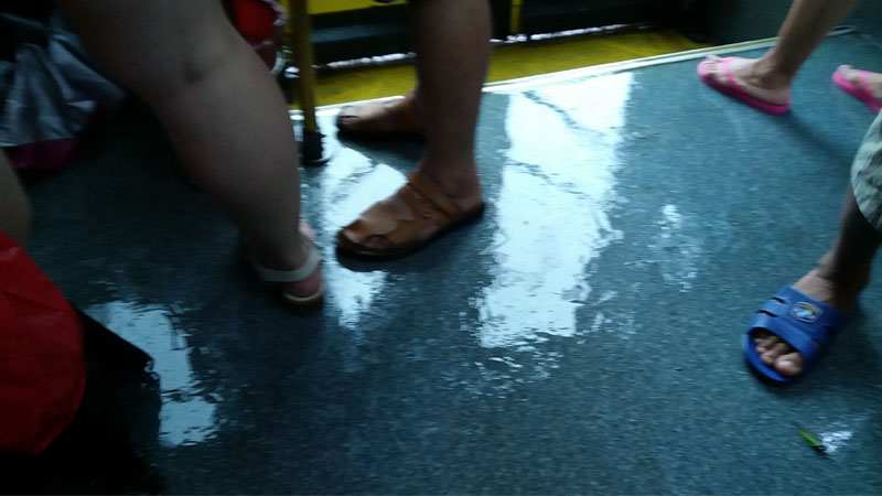 公交車(chē)PVC地板防水驗(yàn)證